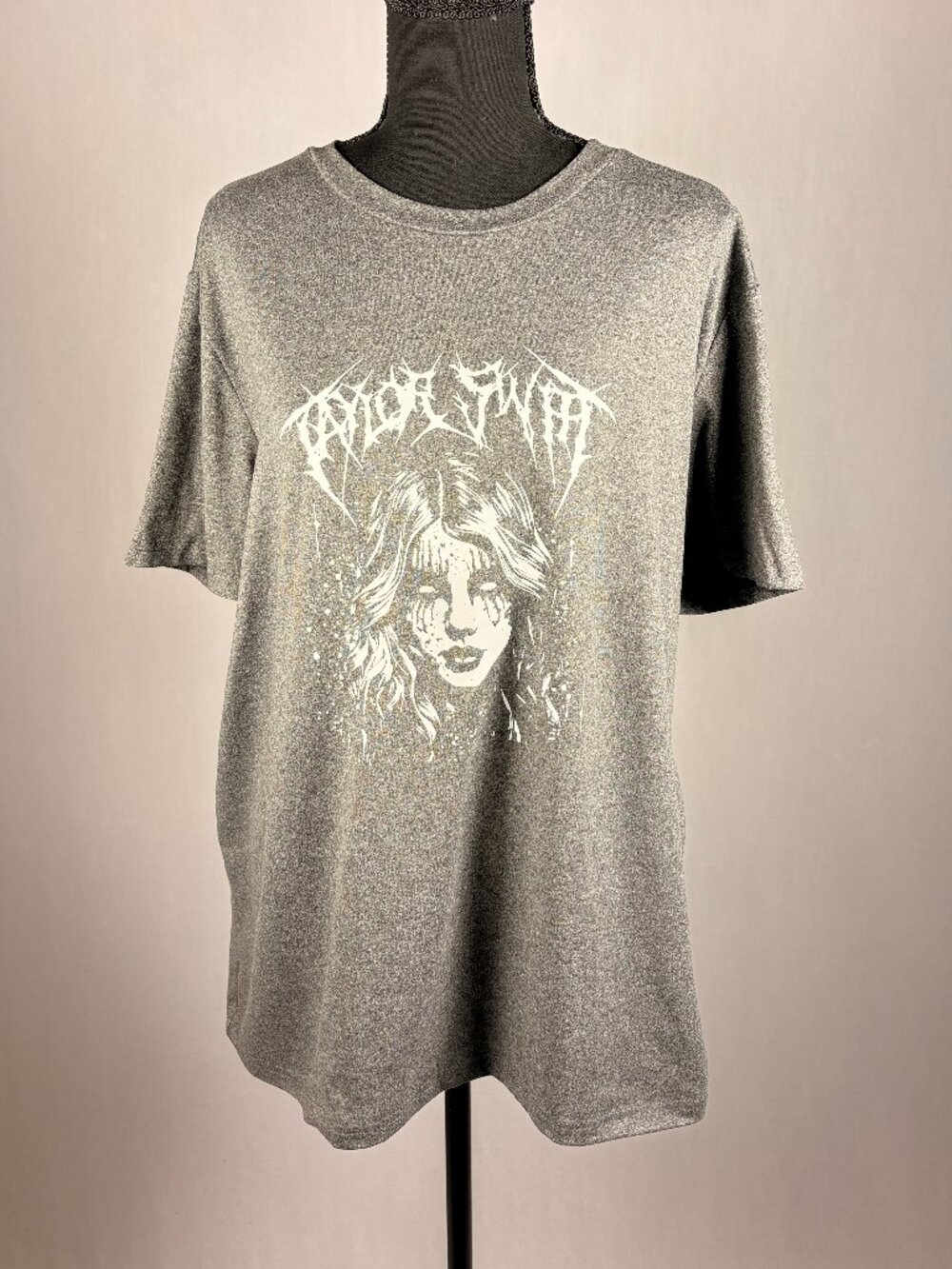 Taylor Swift Punk Rock Graphic Tee • Soft Buttery Feel • Gray • Womens XL • NWOT